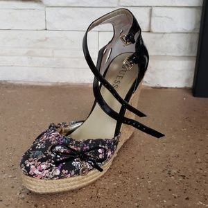 Guess Wedges